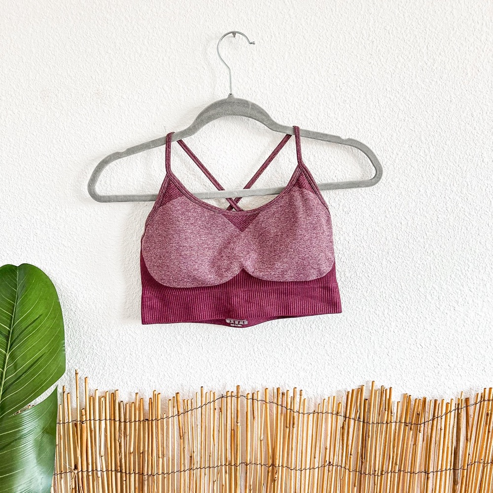 NWOT Contouring Sports Bra